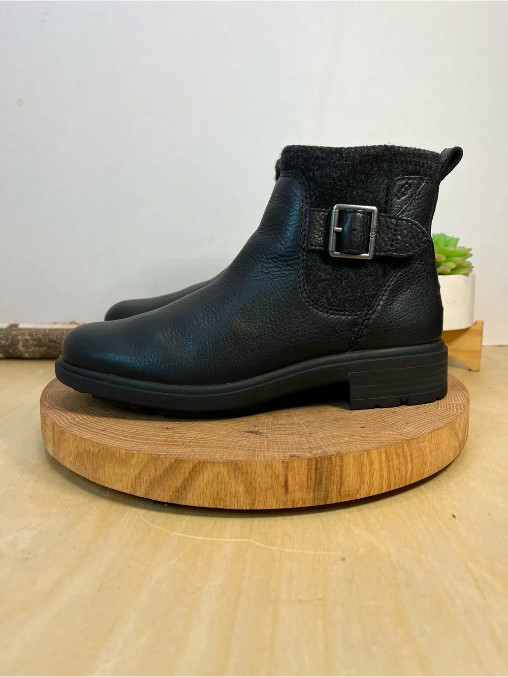 UGG Women's Harrison Moto boots in black leather size 7
